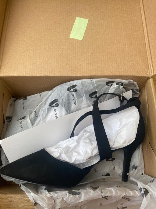 Buy & Sell Stow Heath Wolverhampton - Photos for Brand new size 6 wide fit heel 👠