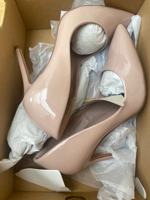 Buy & Sell Stow Heath Wolverhampton - Photos for Brand new never worn - next size 6 heel