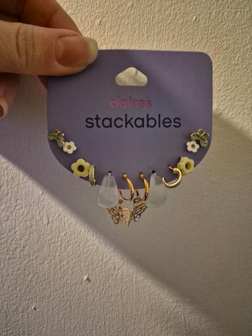 Buy & Sell Crumpsall Manchester - Photos for new Claires 6pk Stackables Earrings
