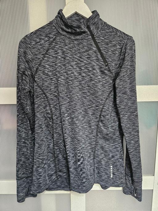 Buy & Sell Weston Point Halton - Photos for Size L sports top