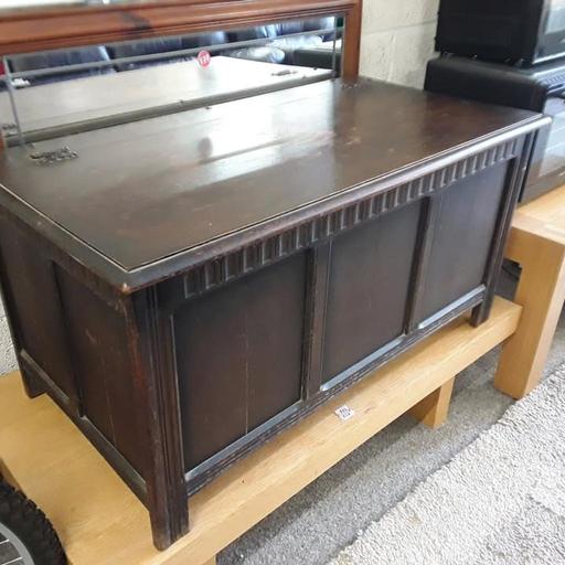 Buy & Sell Saint Pauls Trading Estate Tameside - Photos for Lovely solid oak panelled bedding box