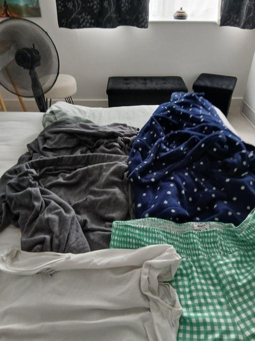 Buy & Sell Feltham Hounslow - Photos for womans clothes
