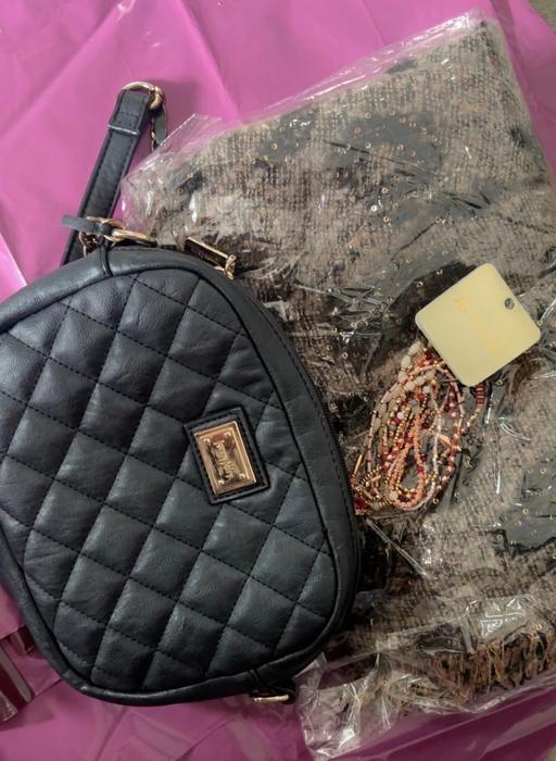 Buy & Sell - Photos for ✨ Mystery Surprise Box ✨