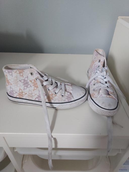 Buy & Sell Grenoside Sheffield - Photos for size 1