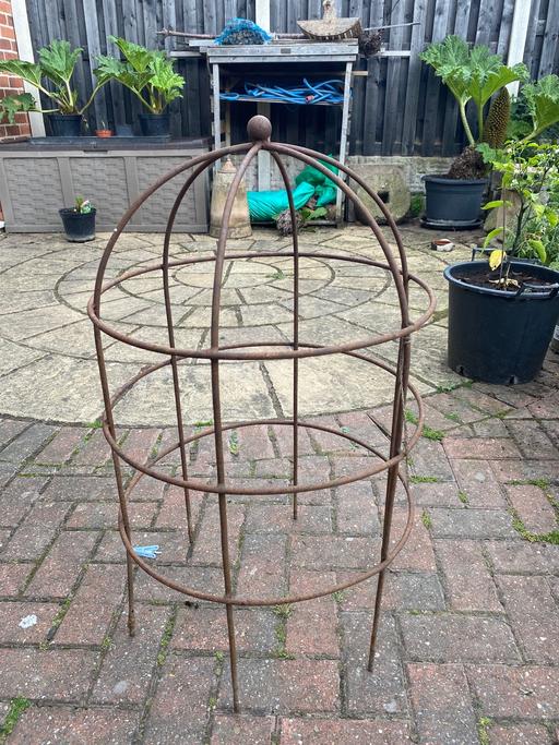 Buy & Sell Treeton Rotherham - Photos for Oyster pot plant support