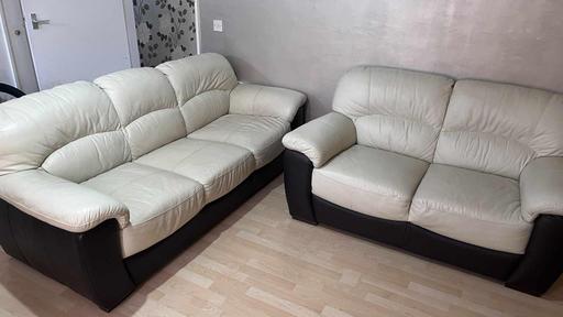 Buy & Sell Newcastle Helix Newcastle upon Tyne - Photos for Leather sofas 3+2
