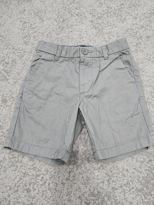 Buy & Sell Weston Point Halton - Photos for Age 5 NEXT grey chino shorts