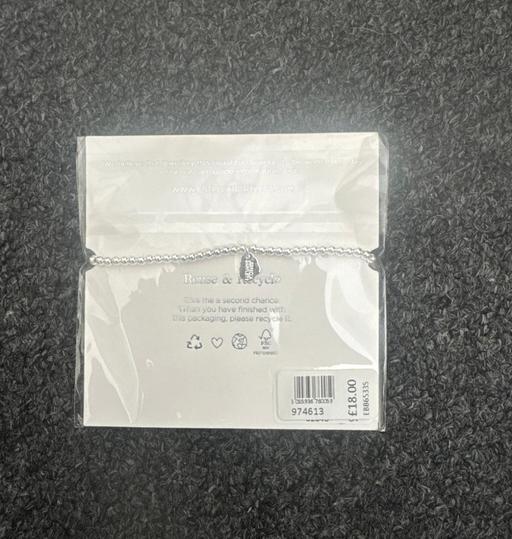 Buy & Sell Barnsbury North London - Photos for Estella Bartlett silver plated bracelet
