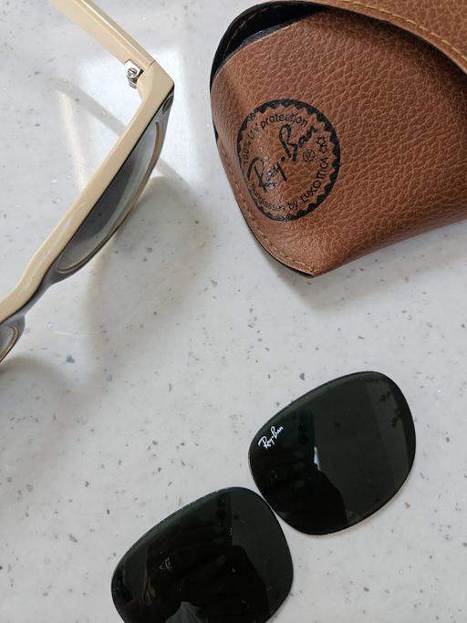 Buy & Sell Weston Point Halton - Photos for Genuine ladies Ray Ban sunglasses