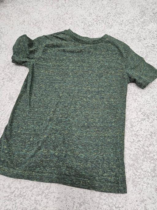 Buy & Sell Weston Point Halton - Photos for Age 6 NEXT green tshirt