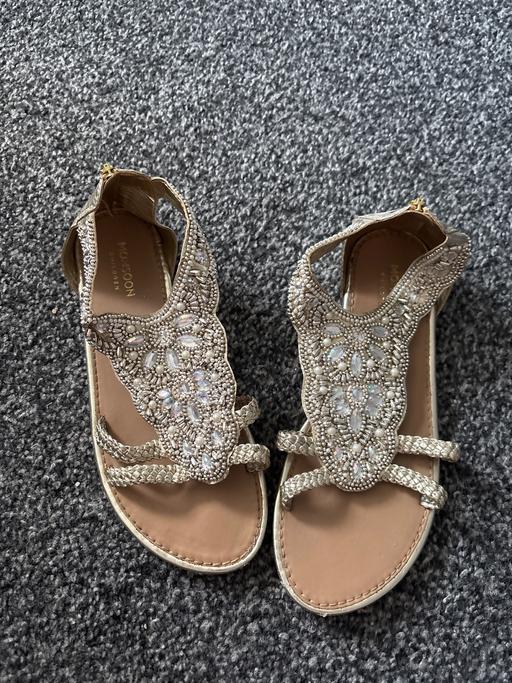 Buy & Sell Cheshunt Broxbourne - Photos for sandals size 3