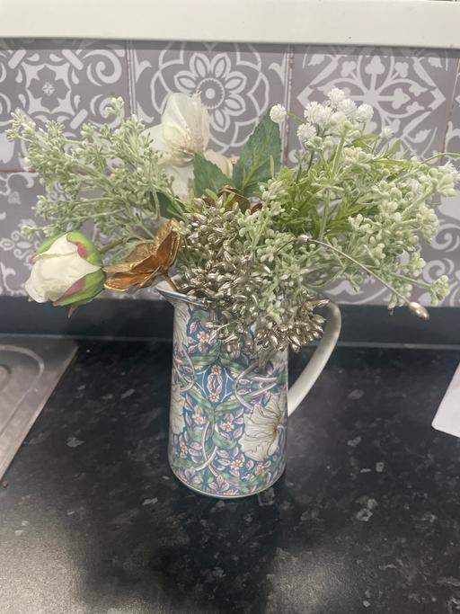 Buy & Sell Saltley Birmingham - Photos for Jug & flowers