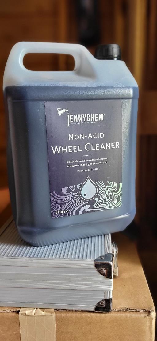 Vehicles Stourbridge Dudley - Photos for Jennychem alloy cleaner