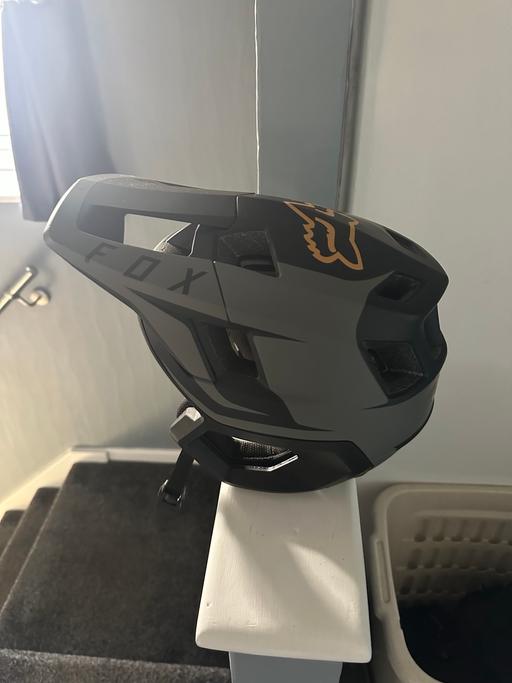 Buy & Sell Ocker Hill Sandwell - Photos for Cycling helmet