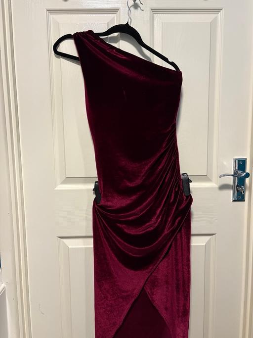 Buy & Sell Charter Avenue Industrial Estate Coventry - Photos for Red Velvet In The Style Classy Evening Dress