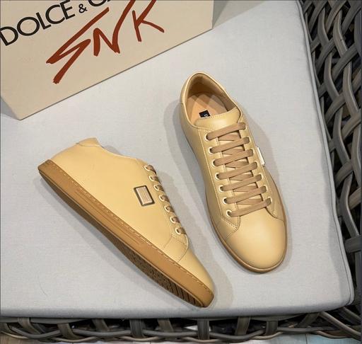Buy & Sell Redhill Reigate and Banstead - Photos for Dolce &Gabbana gold trainers + Box