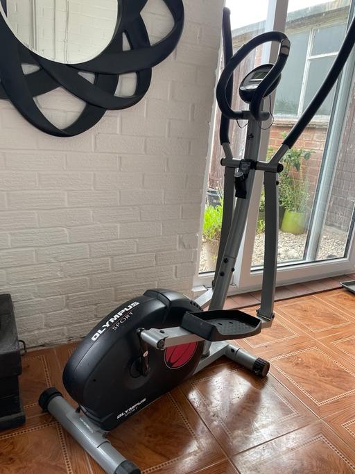 Buy & Sell Wheaton Aston South Staffordshire - Photos for Cross trainer