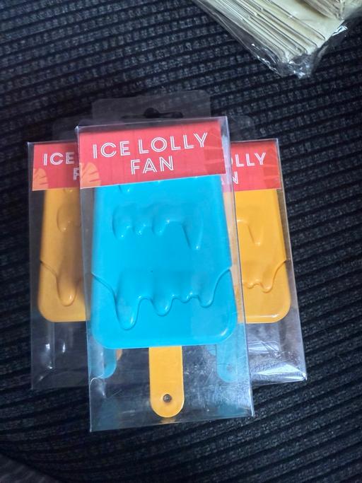 Buy & Sell Northfield Birmingham - Photos for 5 hand held fans