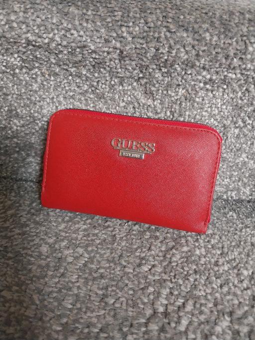 Buy & Sell Essington Wolverhampton - Photos for Guess Purse