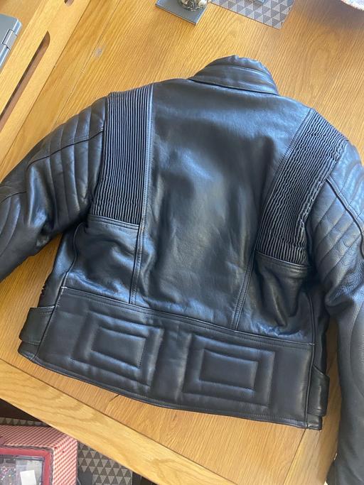 Vehicles Rednal Birmingham - Photos for Ladies leather bike jacket