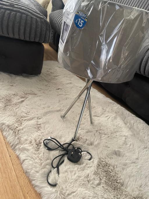 Buy & Sell Erith Bexley - Photos for Tripod Table lamp