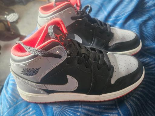 Buy & Sell Preston Torbay - Photos for Nike air jordan high top trainers