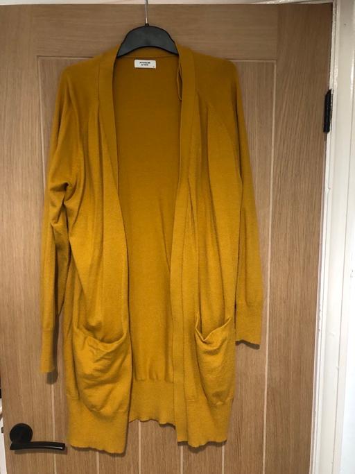 Buy & Sell Corngreaves Trading Estate Sandwell - Photos for (Size M) CARDIGAN