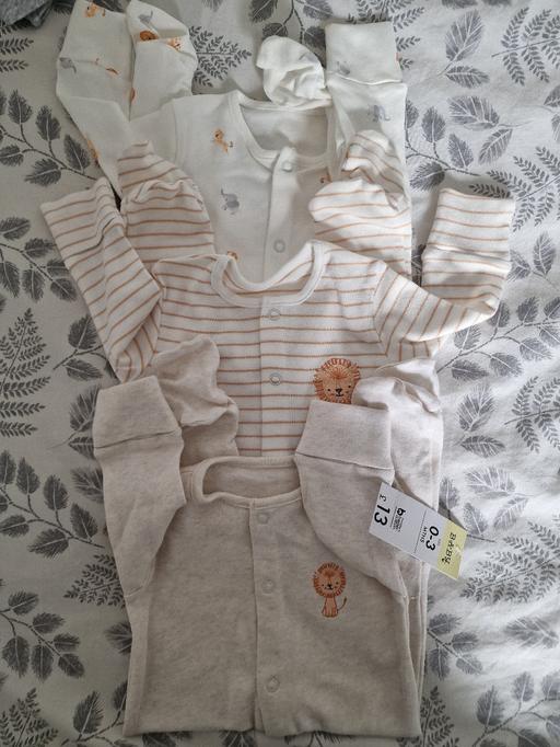 Buy & Sell Kitts Green Birmingham - Photos for New Neutral Baby Sleepsuits