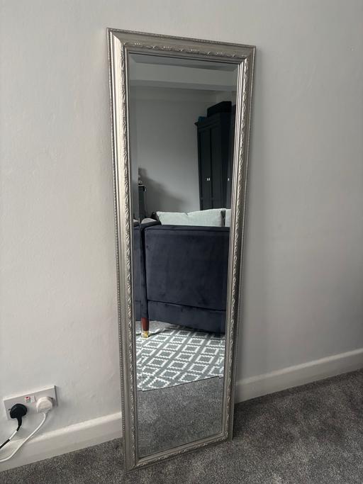 Buy & Sell Marble Arch Central London - Photos for Elegant Full-Length Silver Framed Mirror