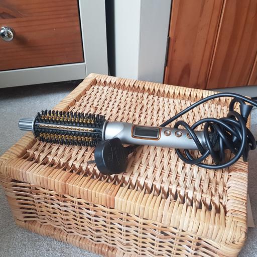 Buy & Sell Hollywood Bromsgrove - Photos for ELECTRIC HAIR CURLING BRUSH