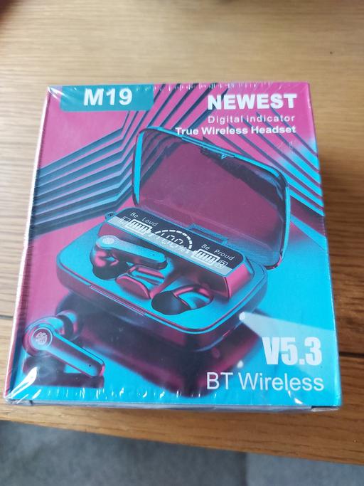 Buy & Sell Intake Doncaster - Photos for New ear buds