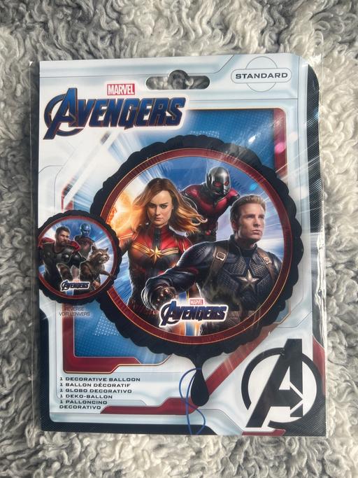 courses French Walls Sandwell - Photos for Avengers Foil Balloon