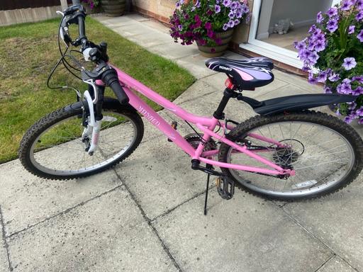 Buy & Sell Saint Helens Merseyside - Photos for 24 inch girls Monaco pink bike