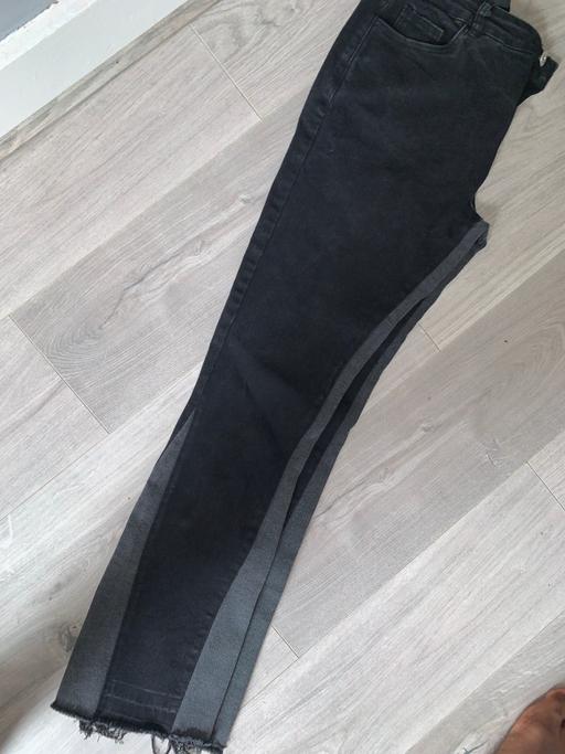 Buy & Sell Herne Hill South East London - Photos for Nvlty Black Flared Jeans