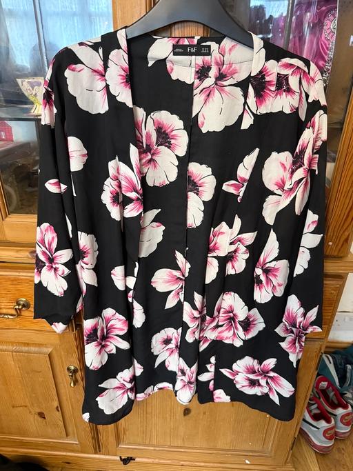 Buy & Sell Stirchley Birmingham - Photos for Floral kimono