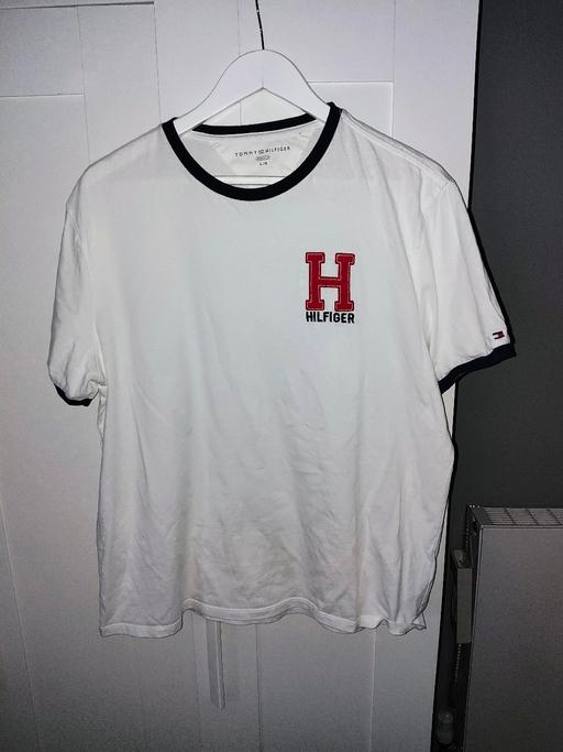 Buy & Sell Saint Johns Worcester - Photos for Tommy Hilfiger t-shirt
