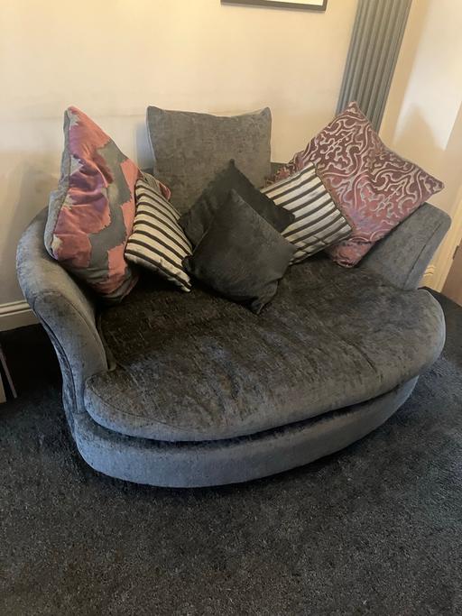 Buy & Sell Catshill Bromsgrove - Photos for Grey Cuddler with cushions