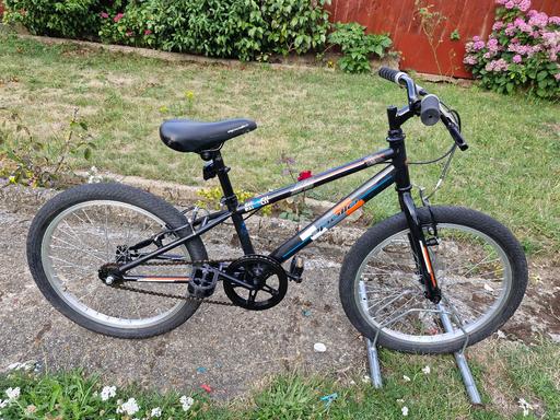 Buy & Sell Stockley Park Hillingdon - Photos for BOYS APOLLO BIKE BICYCLE