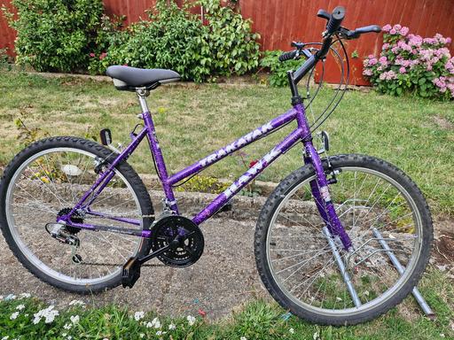 Buy & Sell Stockley Park Hillingdon - Photos for LADIES TRAKATAK BIKE BICYCLE
