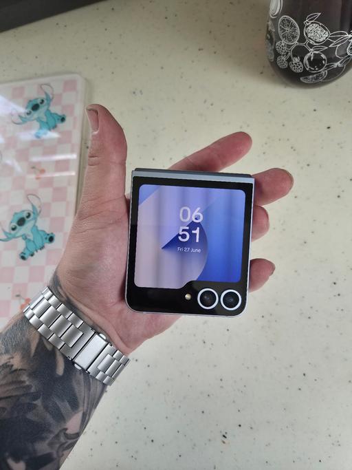 Buy & Sell Rackheath Broadland - Photos for samsung z flip 6 256gb