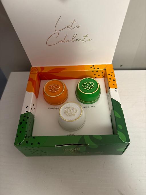 Buy & Sell Duckmanton Chesterfield - Photos for Oriflame Sweden lip balm