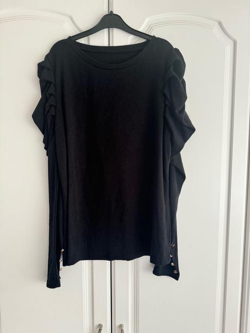 Buy & Sell Ettingshall Park Wolverhampton - Photos for LADIES TOP