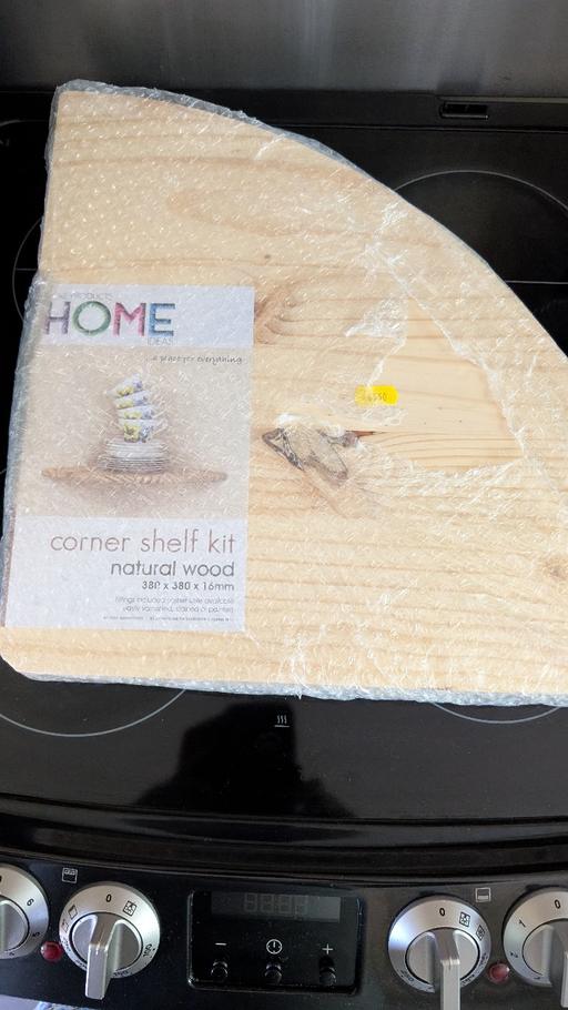 Buy & Sell Northfield Birmingham - Photos for WOODEN CORNER SHELVES