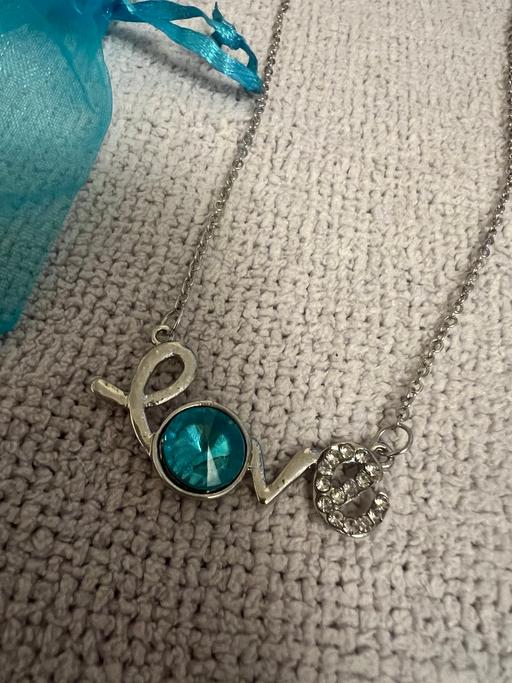 Buy & Sell Easington Lane Sunderland - Photos for Pretty Necklace Love ( New )