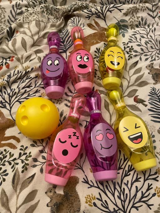 Buy & Sell Rowley Village Sandwell - Photos for Light up bowling set
