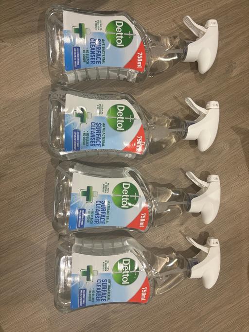 Buy & Sell Wandsworth Road South West London - Photos for Dettol surface cleaner