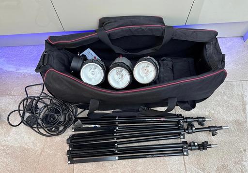 Buy & Sell Birchills Walsall - Photos for Studio Strobe Flash Light Kit