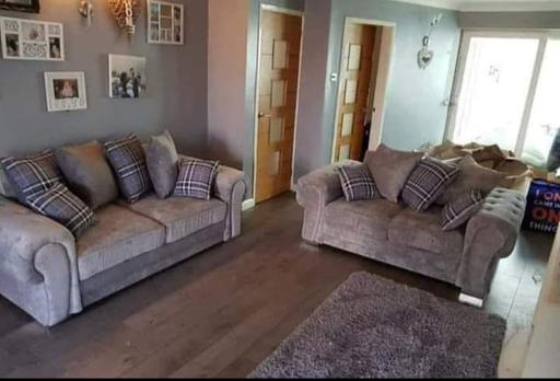 Buy & Sell Oakwood North London - Photos for Verona Full Back Corner Sofa / 3+2 Seater Sof