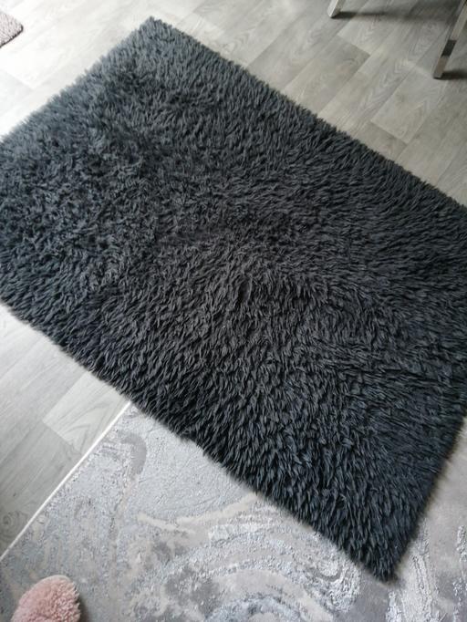Buy & Sell Wednesfield Wolverhampton - Photos for 57 x 40 in rug