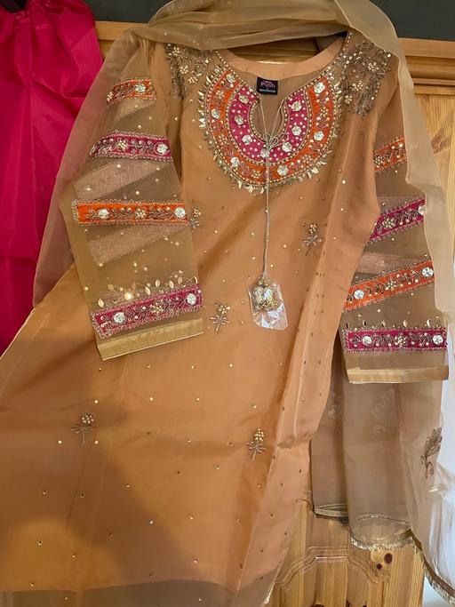 Buy & Sell Carlton Gedling - Photos for Posh size L 3 piece dress